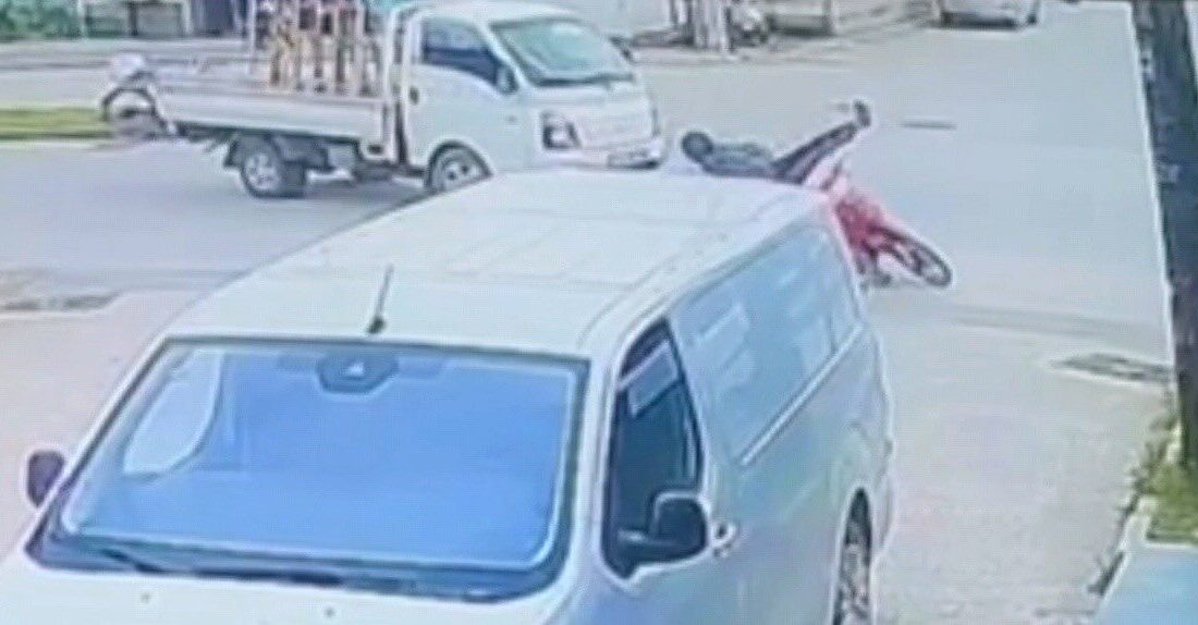 İnegöl ilçesinde meydana gelen trafik kazasında, bir kamyonet ile bir