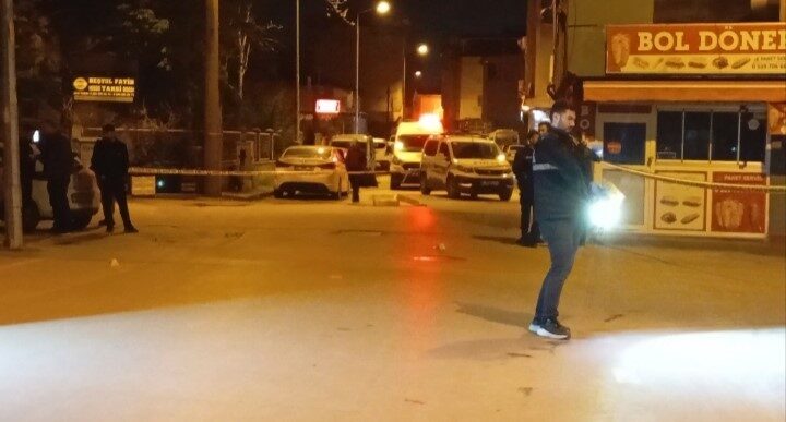 Bursa’nın Osmangazi ilçesinde iki grup arasında meydana gelen silahlı kavgada