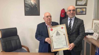 Afyonkarahisar ilinde cami inşa eden cömert iş insanlarına, Diyanet İşleri