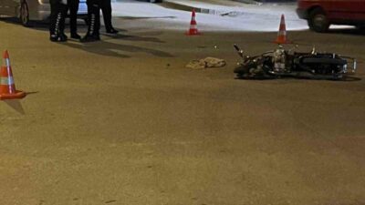 Çorum’da meydana gelen trafik kazasında motosiklet sürücüsü ağır yaralandı. Kaza,