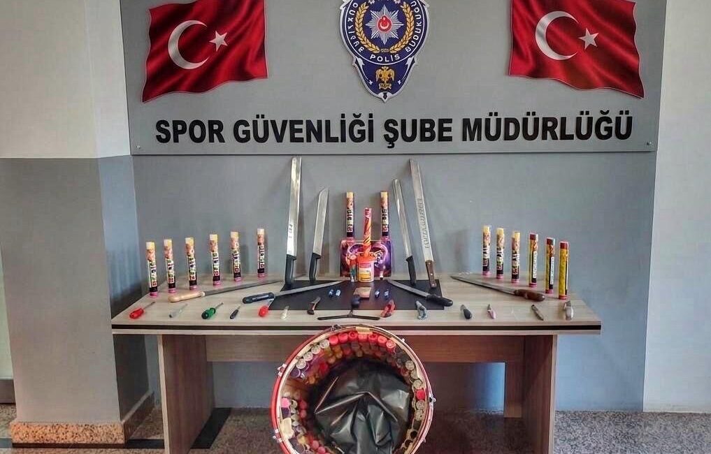 Trendyol Süper Lig’in 30. haftasında Kocaelispor ile Göztepe A.Ş. arasında