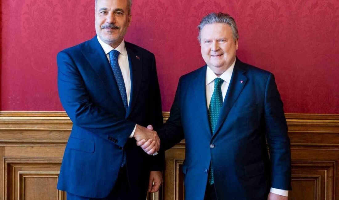 Türkiye’nin Dışişleri Bakanı Hakan Fidan, Avusturya’nın başkenti Viyana’da resmi ziyaret