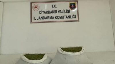 Diyarbakır’da jandarma tarafından düzenlenen operasyonlarda 11 kilogram esrar ve 3