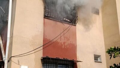 Hatay’ın Dörtyol ilçesine bağlı Yeşilköy Mahallesi’nde bulunan 3 katlı bir