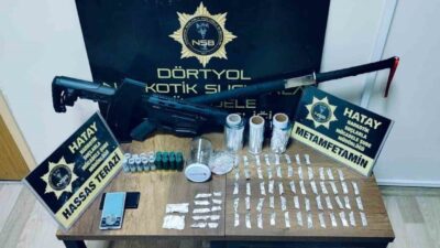 Hatay’ın Dörtyol ilçesinde uyuşturucu satıcılarına yönelik düzenlenen operasyonda 3 kişi