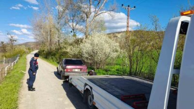 Yozgat İl Jandarma Komutanlığı tarafından gerçekleştirilen trafik denetimlerinde, ‘Dur’ ihtarına