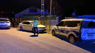 Melikgazi ilçesinde polis ekipleri tarafından dur ihtarına uymayarak kaçmaya çalışan