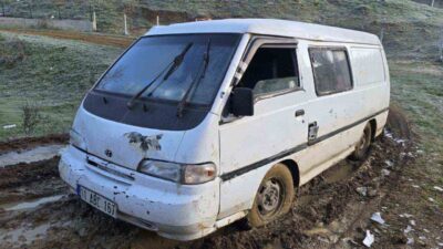 Bilecik’te, bir araçta kaçak odun bulunduğu ihbarı üzerine harekete geçen