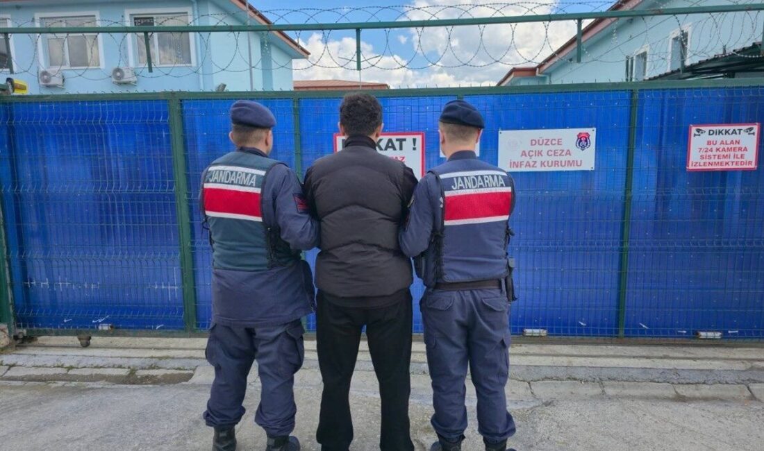 Düzce’de, suçların azaltılması, önlenmesi ve suçluların yakalanması amacıyla gerçekleştirilen denetimlerde