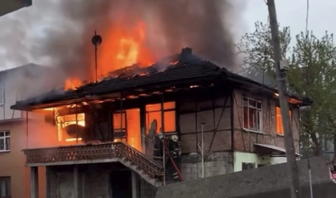 Düzce’de meydana gelen yangın, itfaiye ekipleri tarafından kontrol altına alındı.