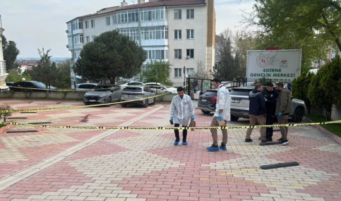 Edirne’de eski bir milli muay thai sporcusu, Atatürk Bulvarı’ndaki Ulusoy