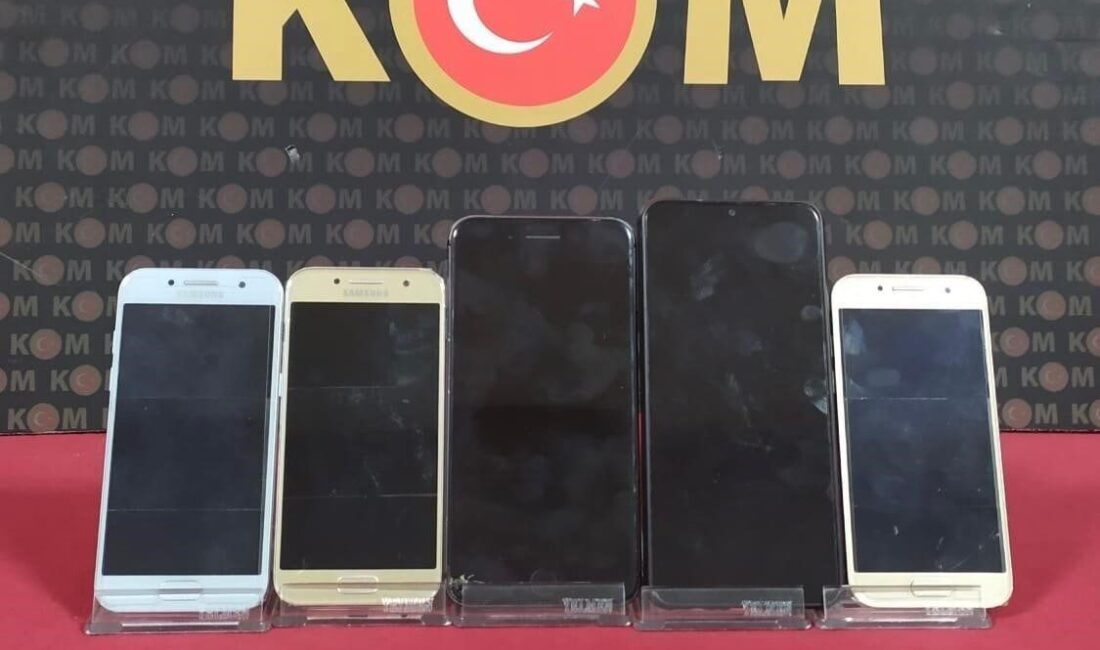 Yozgat’ın Akdağmadeni ilçesinde kopya çetesine yönelik operasyon gerçekleştirildi ve 4