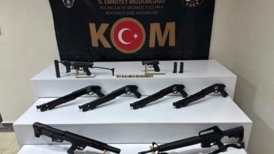 Elazığ’da polis ekipleri tarafından gerçekleştirilen operasyonda, 8 adet ruhsatsız silah