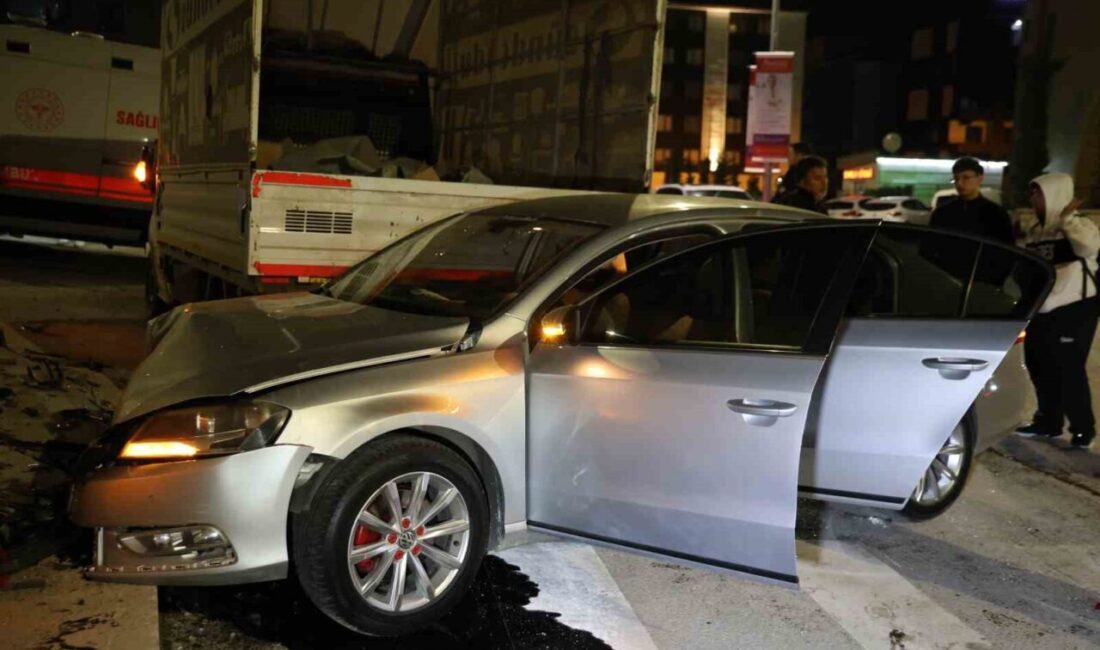 Elazığ’da meydana gelen trafik kazasında, pikap ile otomobilin çarpışması sonucu