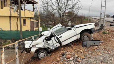 Zile ilçesinde meydana gelen trafik kazasında iki kişi yaralandı. Olay,
