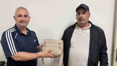 Tarsus ilçesinde emekli bir polis, yaklaşık 250 bin TL değerinde