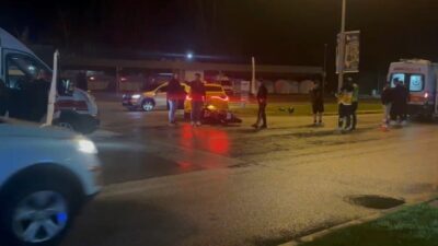 Erzincan’da meydana gelen trafik kazasında bir motosikletle ticari taksi çarpıştı,