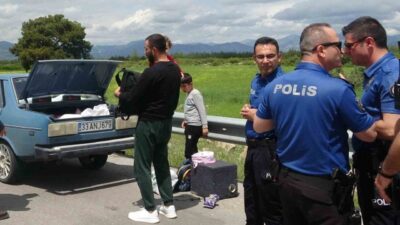 Mersin’in Anamur ilçesinde, eşini öldürdükten sonra kaçmaya çalışırken Antalya’da yakalanan