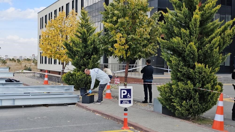 Eski eşini Erciyes Üniversitesi kampüsünde pompalı tüfekle vurarak öldürmek suçundan