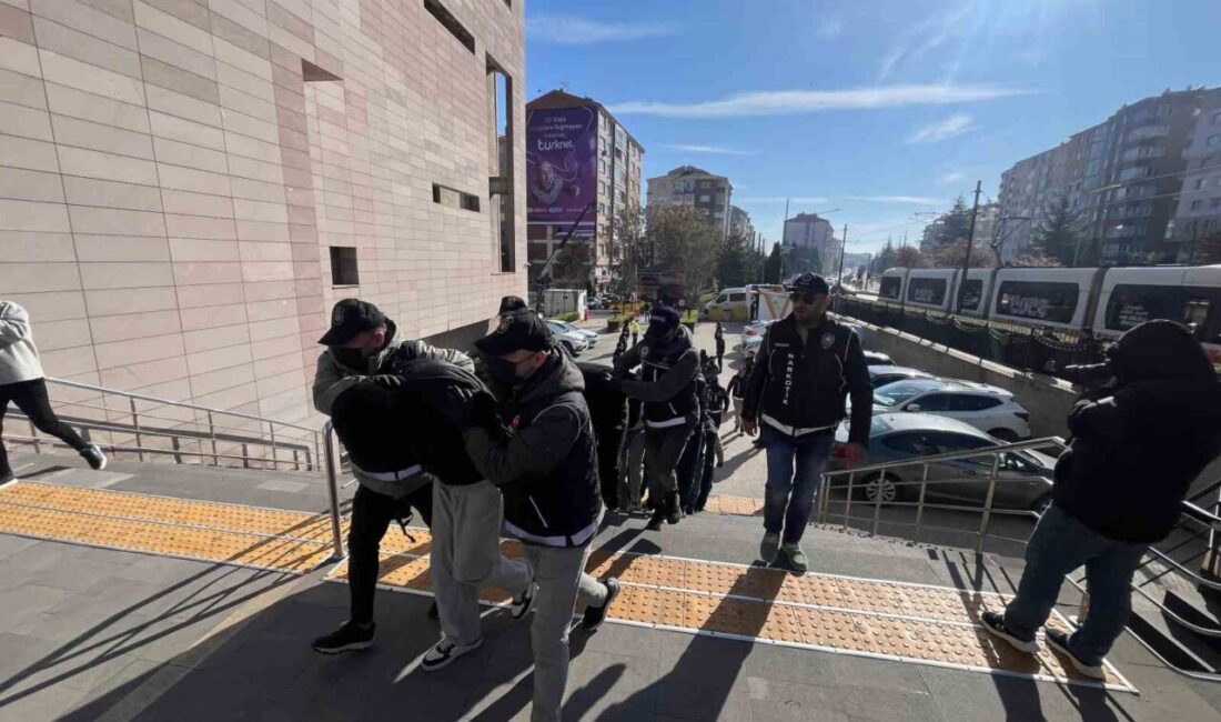 Eskişehir başta olmak üzere 6 ilde gerçekleştirilen eş zamanlı operasyonda