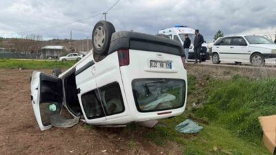 Eskişehir’de meydana gelen trafik kazasında, kontrolü kaybeden hafif ticari araç