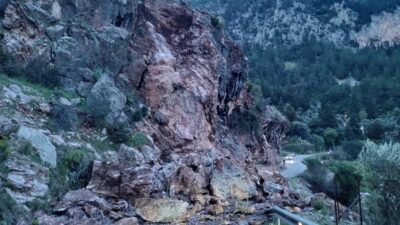 Muğla’nın Fethiye ilçesine bağlı Faralya Mahallesi’nde gece saatlerinde meydana gelen