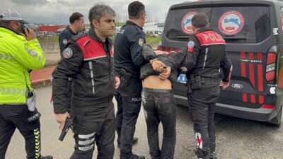 Samsun’da narkotik ekipleri tarafından takip edilen şüpheliler, vatandaşların yardımıyla gerçekleşen