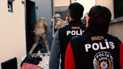 Gaziantep merkezli olarak yürütülen nitelikli dolandırıcılık operasyonunda gözaltına alınan kişi