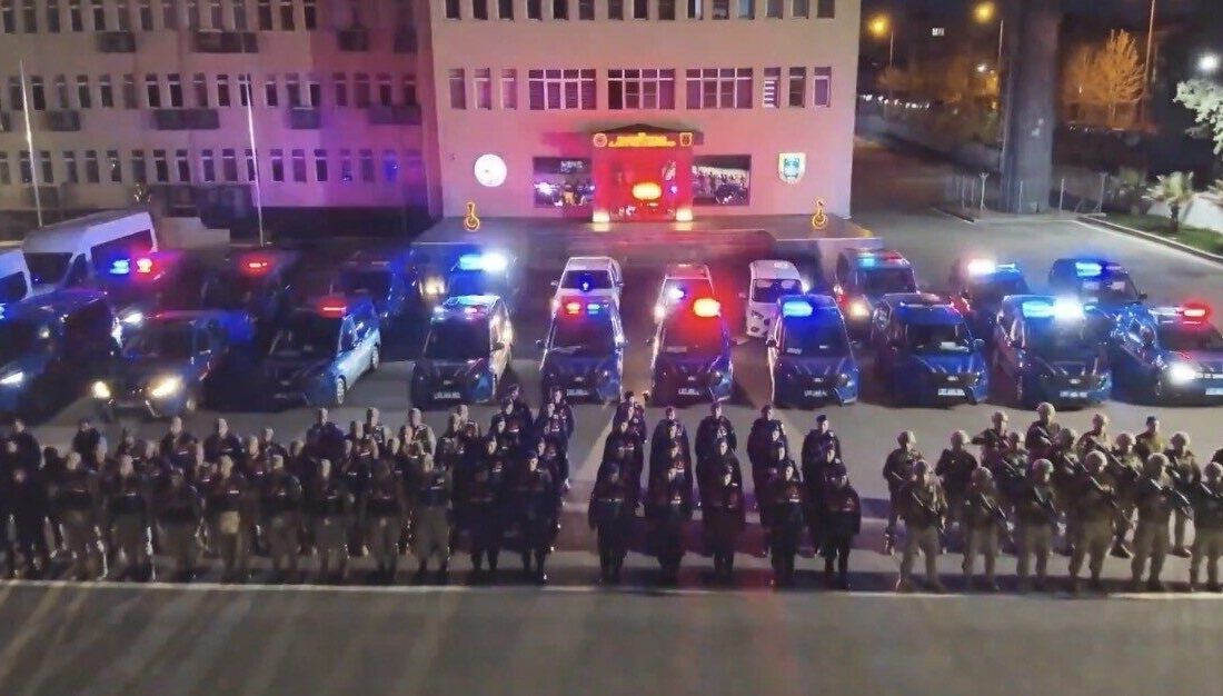 Gaziantep merkezli 8 ilde düzenlenen operasyonda, yasa dışı bahis ve