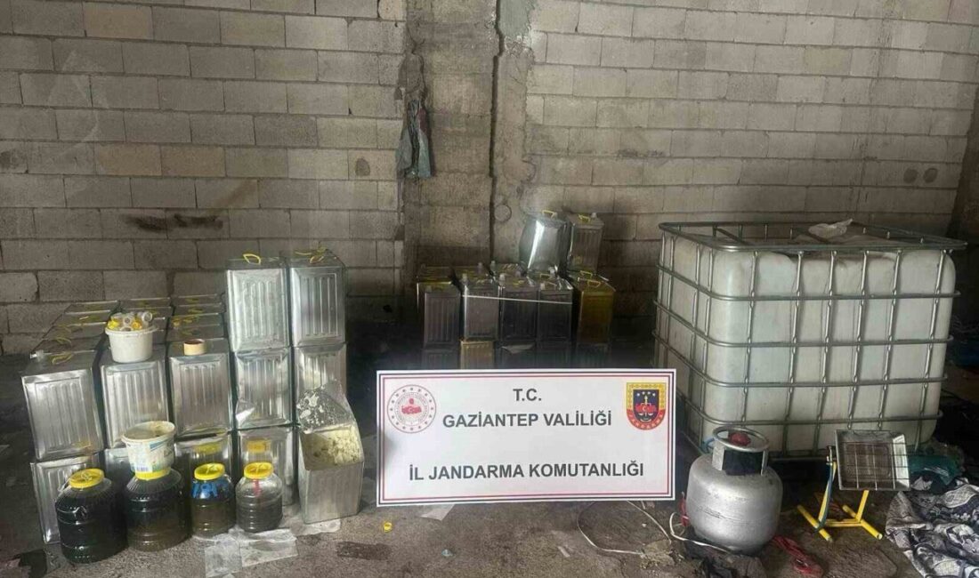 Gaziantep’te Jandarma ekipleri tarafından gerçekleştirilen operasyonda, bin 500 litre sahte