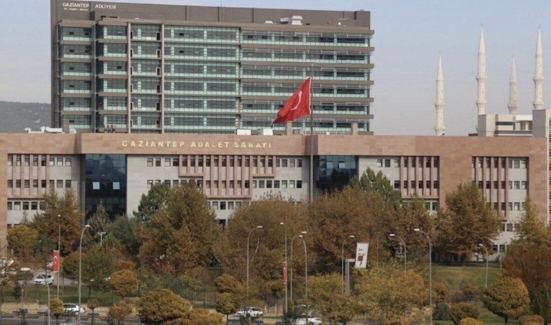 Gaziantep’te evliliğini sonlandırmak isteyen eşini taşla yaralayan sanığın duruşması Ağır