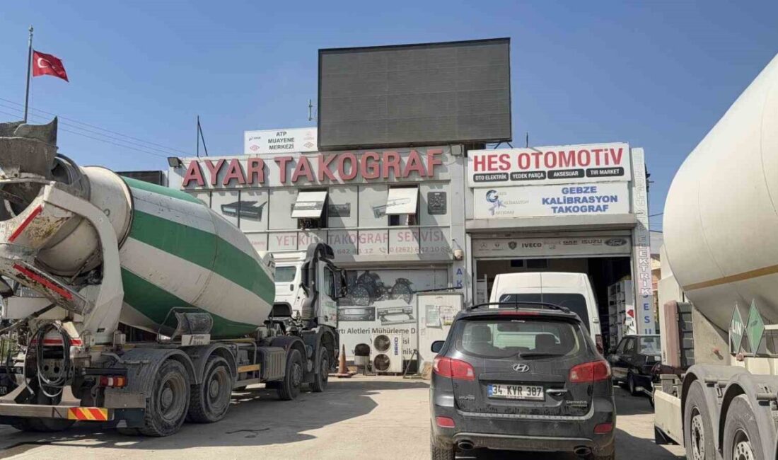 Kocaeli’nin Gebze ilçesinde, bir takograf yetkili servisinde çıkan yangın, hızlı