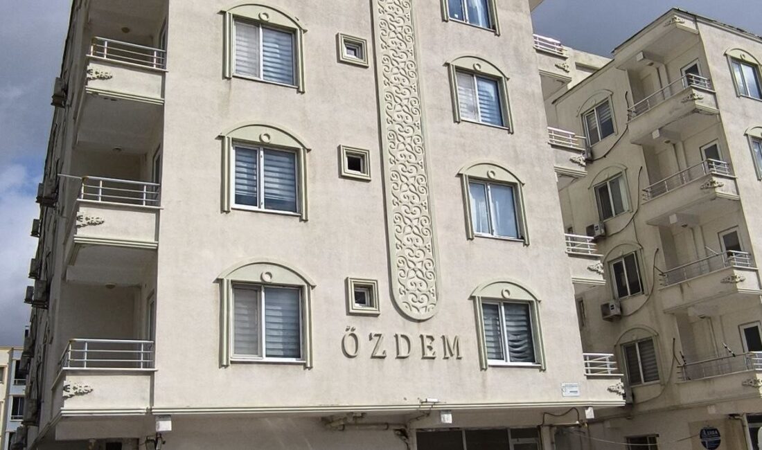 Batman’ın Gercüş ilçesinde görev yapan genç öğretmen Ayşegül Yıldırım (35),