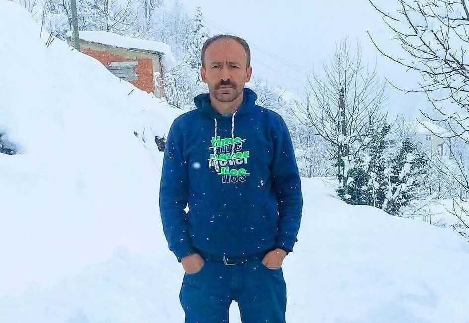 Giresun’un Espiye ilçesine bağlı Yeniköy köyünde meydana gelen bir trafik