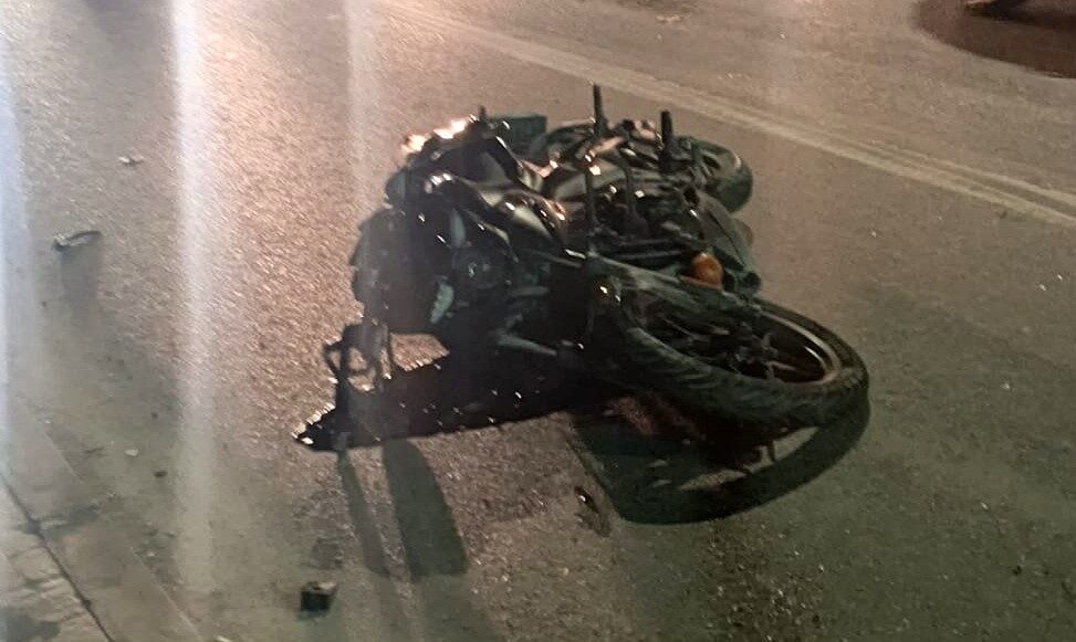 Erdemli ilçesinde meydana gelen trafik kazasında motosiklet sürücüsü hayatını kaybetti.