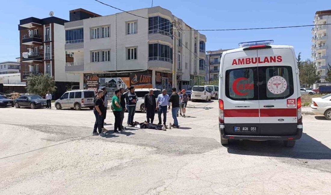 Adıyaman’da meydana gelen bir trafik kazasında hafif ticari araç ile