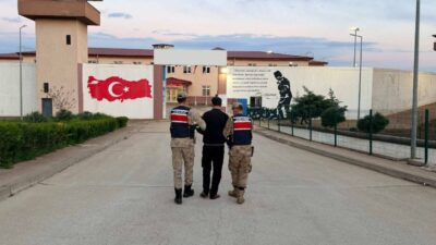 Gaziantep’te, 26 yıl kesinleşmiş hapis cezası bulunan bir hırsızlık suçlusunun