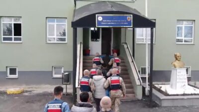 İçişleri Bakanlığı tarafından yapılan operasyonlar neticesinde, 83 şüpheli hakkında 4