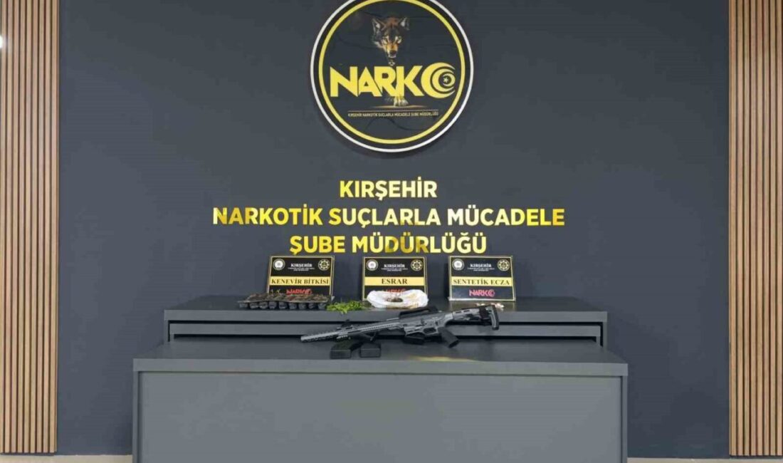 Kırşehir merkezinde, polis ekipleri tarafından gerçekleştirilen bir operasyonda uyuşturucu madde