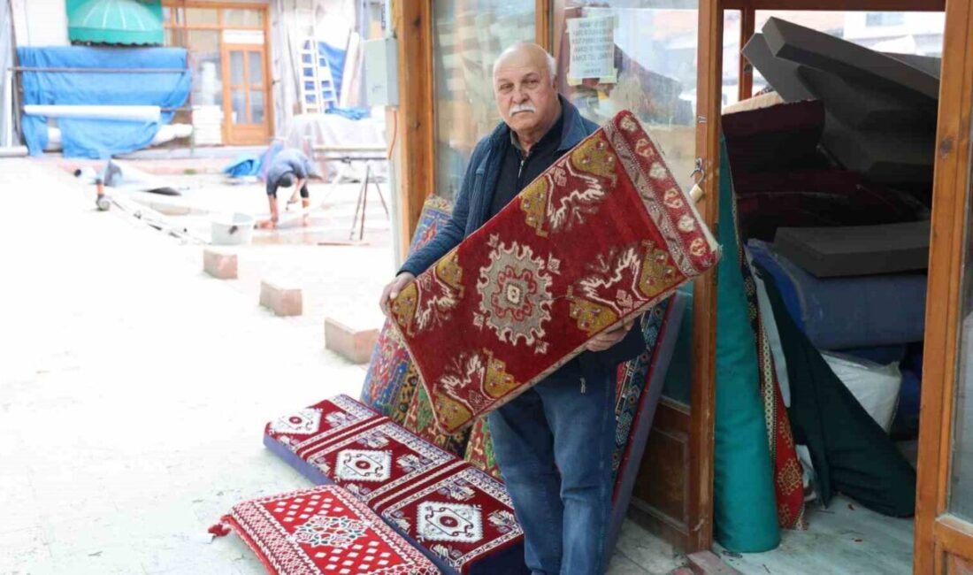 Kırşehir’de havaların ısınmasıyla birlikte ilkbaharın gelmesiyle çadırcılar, hasır halı ve