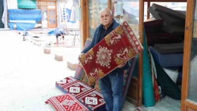 Kırşehir’de havaların ısınmasıyla birlikte ilkbaharın gelmesiyle çadırcılar, hasır halı ve