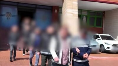 Isparta’da polis ekiplerinin koordineli operasyonlarında, 22 yıl hapis cezası alan