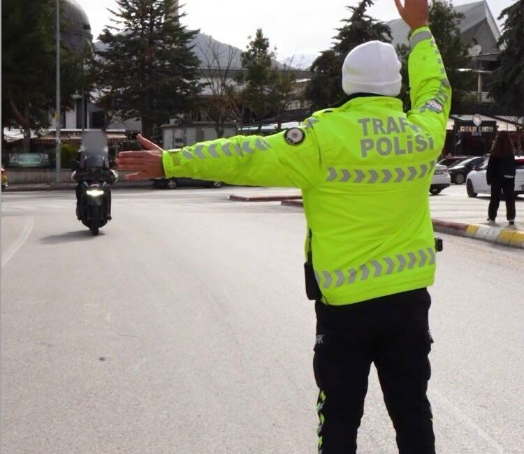 Isparta’da son bir hafta içerisinde polis ekipleri tarafından gerçekleştirilen denetimlerde