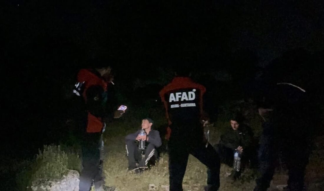 İki çocuk, Selçuk ilçesinde dağlık bir alanda mahsur kaldıktan sonra