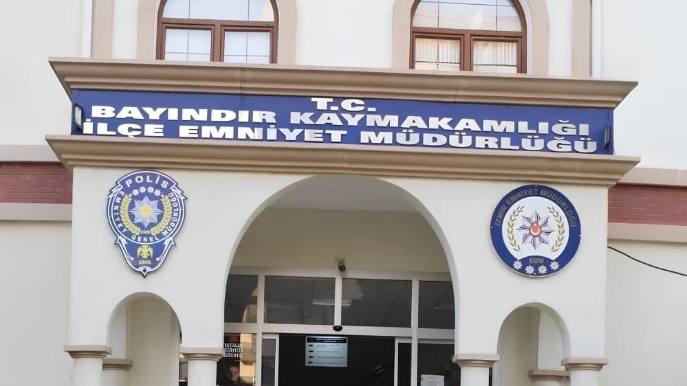 Bayındır ilçesindeki bir operasyonda bir suçlu için yapılan çalışmada, polis