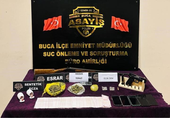 Buca ilçesine bağlı İzmir’de, uyuşturucu ticareti ve imalatına yönelik gerçekleştirilen