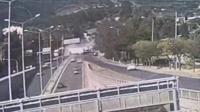 Bornova ilçesinde meydana gelen trafik kazasında, 1 polis memuru şehit