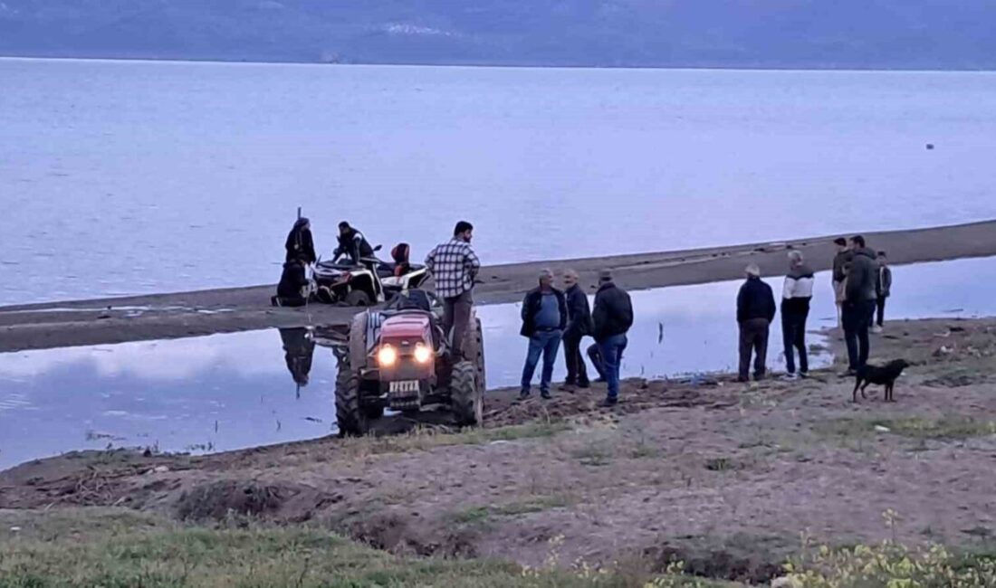 Bursa’nın İznik ilçesine bağlı Boyalıca Mahallesi sahilinde ATV ile gezi