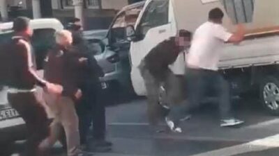 İstanbul’un Kağıthane ilçesinde, iki sürücü arasında çıkan “yol verme” anlaşmazlığı