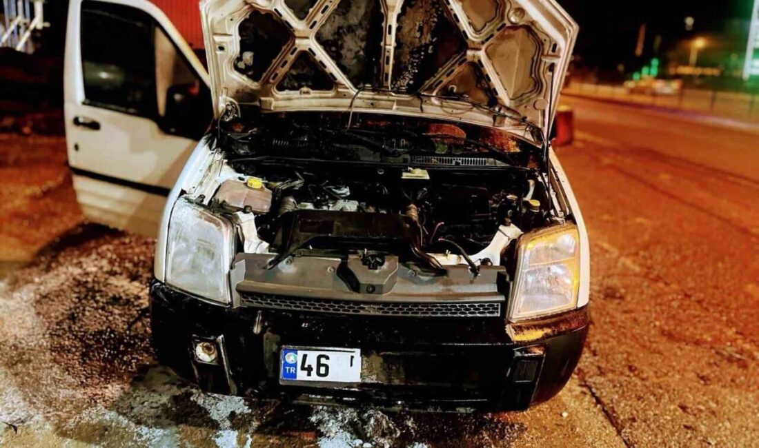 Kahramanmaraş’ta iki farklı noktada meydana gelen araç yangınları, hızla müdahale